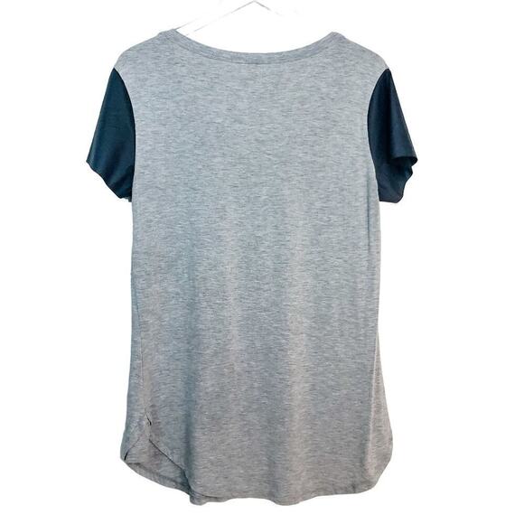 Jolie Gray Basic U-Neck Tee With Black Sleeves Womens Size M - Picture 5 of 5